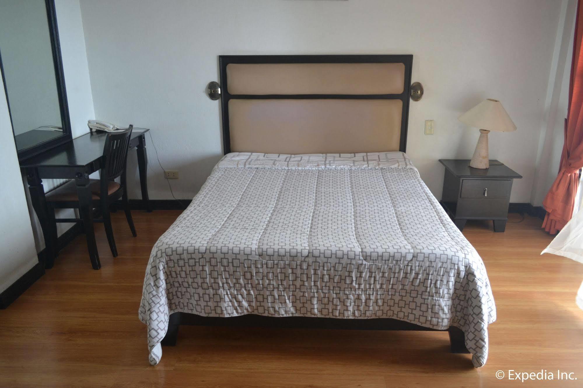 Tagaytay Econo Hotel Tagaytay City Dış mekan fotoğraf